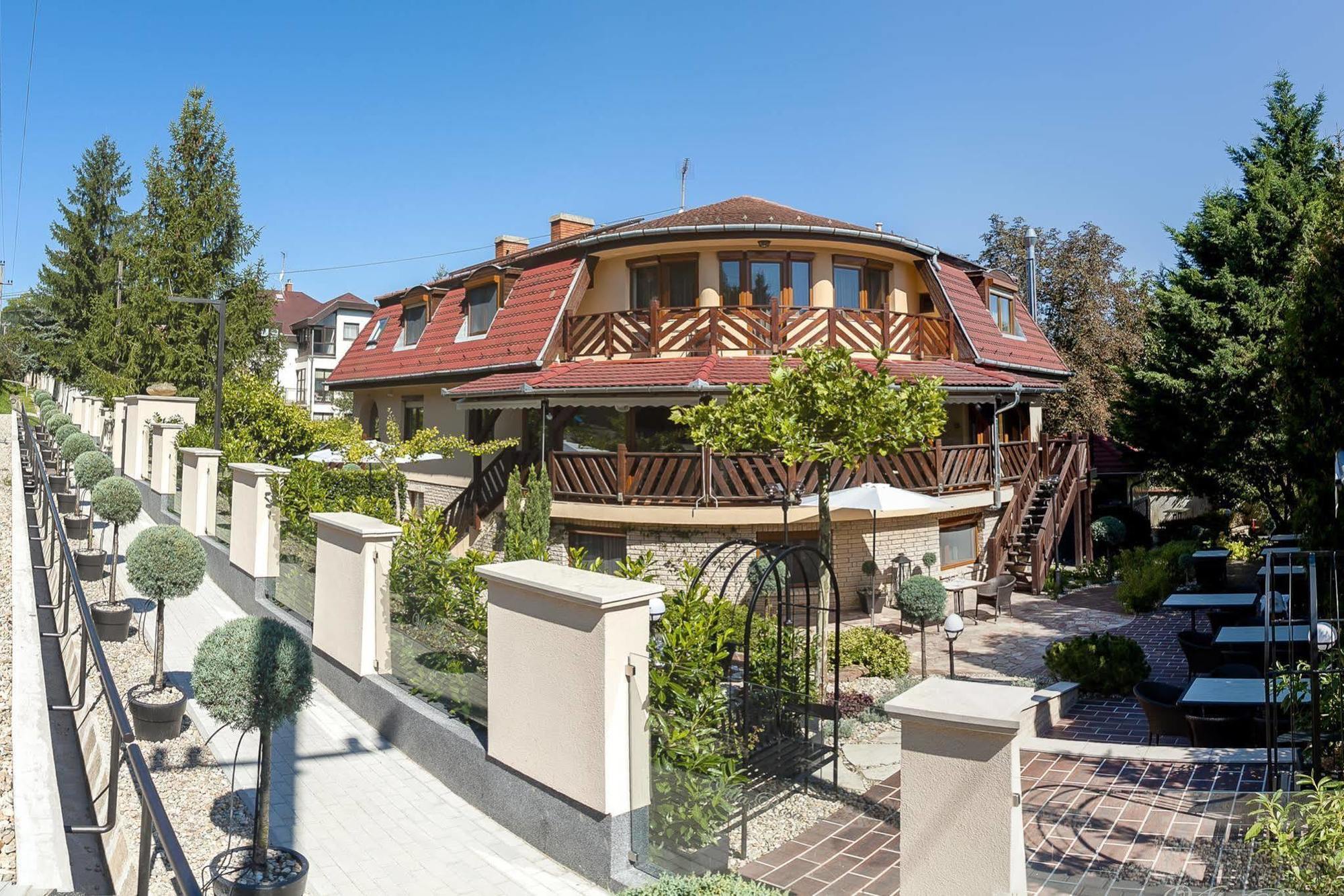 Villa Rosa Boutique Hotel Budapest Ngoại thất bức ảnh